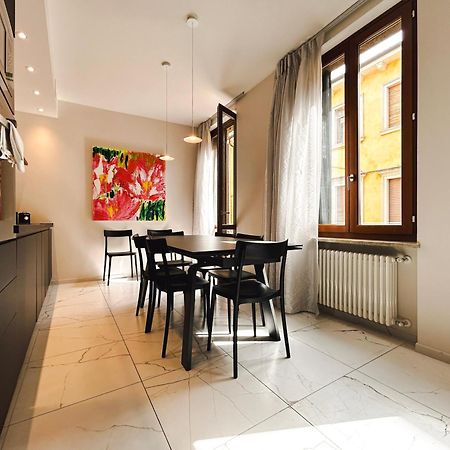 The Bright Nest Apartments ヴェローナ エクステリア 写真